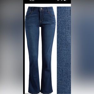Wit and Wisdom Bootcut Jeans size 8 Petite